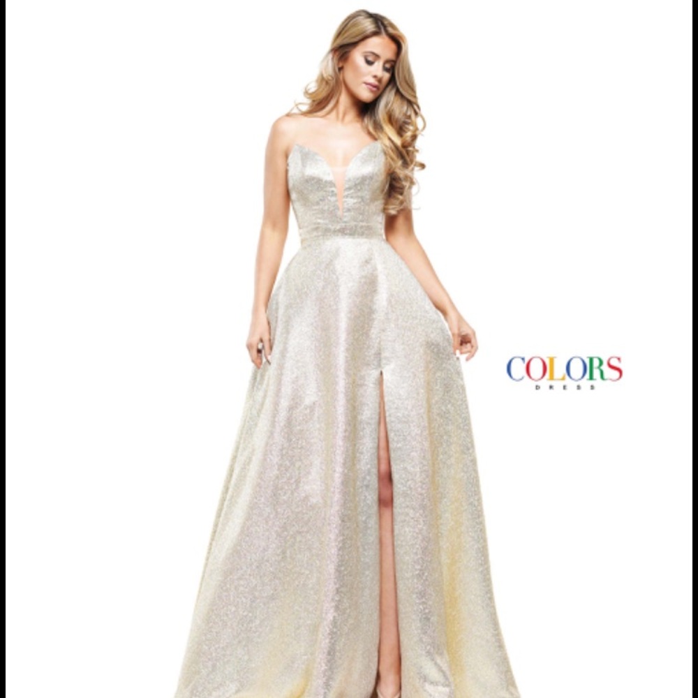 Ball Gown prom dress with high slit and pockets